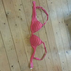 A push-up Bra